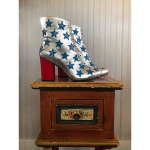Non Blonde Starstruck Booties